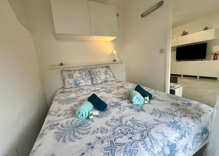 Le Louisiane אנטיב